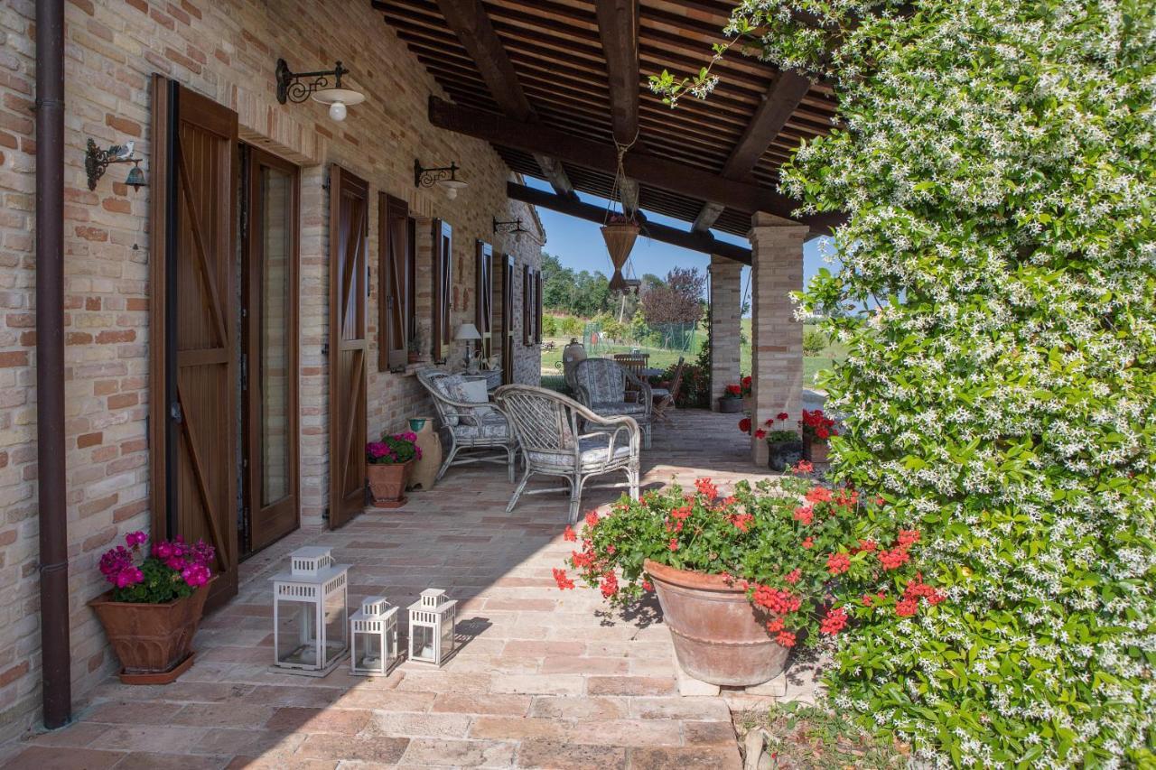 ポテンツァ・ピチェーナ Agriturismo Le Castella Bed & Breakfast エクステリア 写真